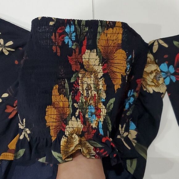 2 Piece Outfit   - Picture 16 of 16